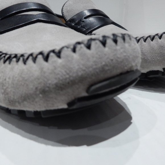 Sergio Rossi Gray Suede & Black Leather Drivers in UK 6 / US 7 / EU 39 - Picture 7 of 7